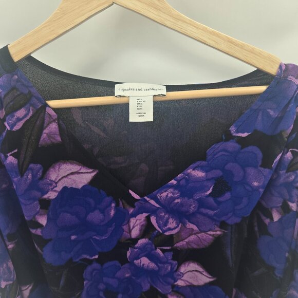 Cupcakes and Cashmere Black Purple Floral V-Neck Long Sleeved Large - Picture 9 of 11